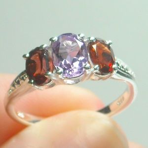 NWT Natural Rose De France Amethyst & Garnet Ring